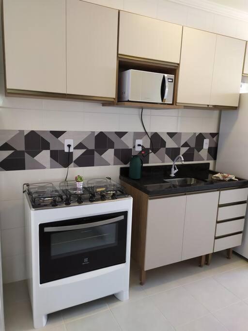 Novo Vista Do Mar 64m2 2 Dorms Wi-fi Estacionamento Gratis Grande Mirim Apartment *