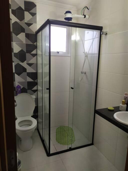 Novo Vista Do Mar 64m2 2 Dorms Wi-fi Estacionamento Gratis Grande Mirim * Praia Grande (Santos)